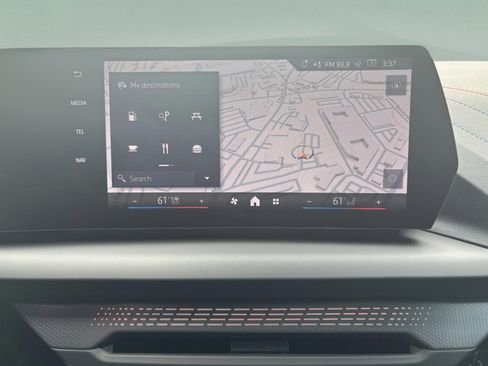 صورة السيارة