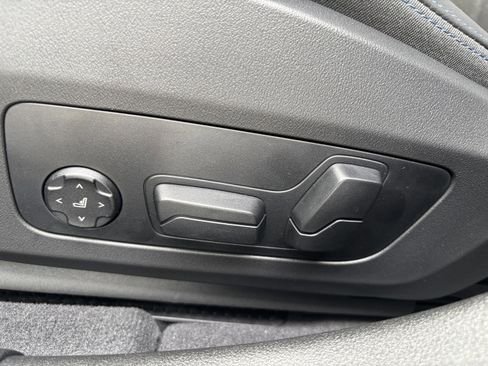 صورة السيارة