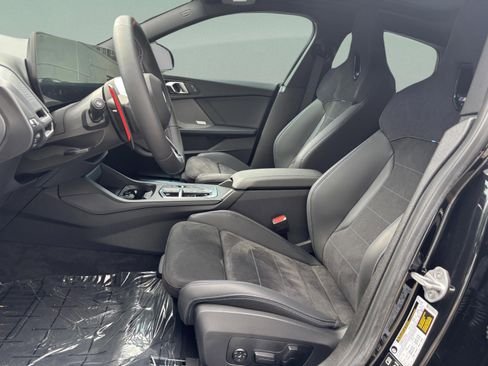 صورة السيارة