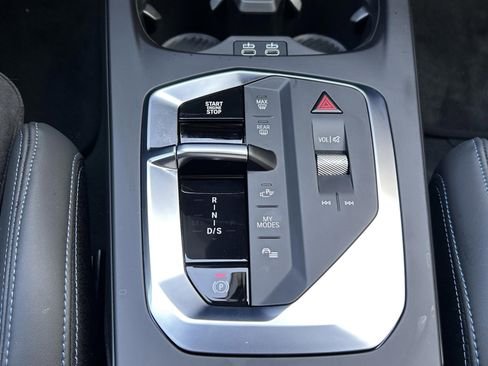 صورة السيارة