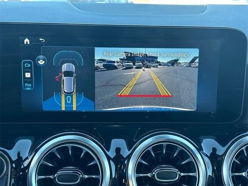 صورة السيارة