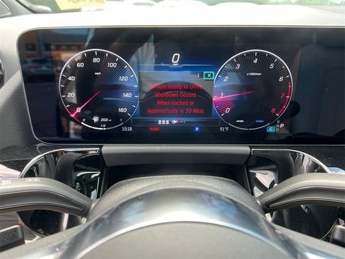 صورة السيارة