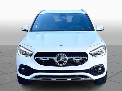 صورة السيارة