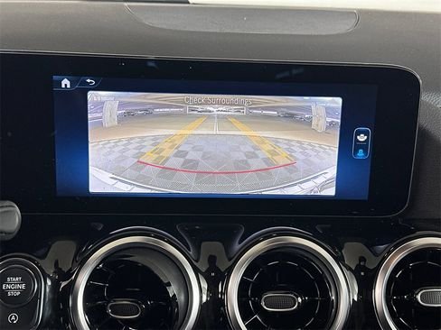 صورة السيارة