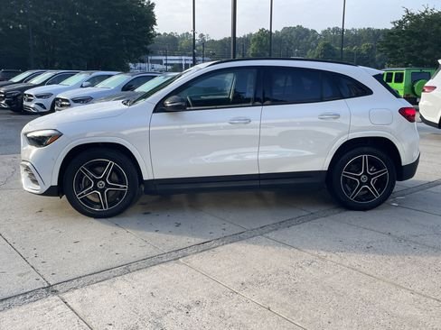 صورة السيارة