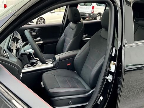 صورة السيارة