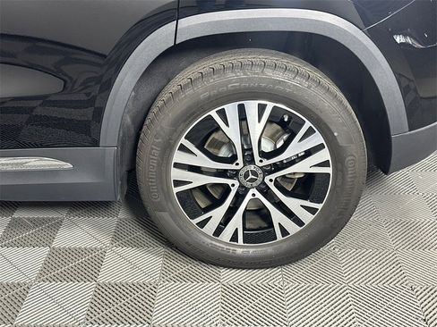 صورة السيارة