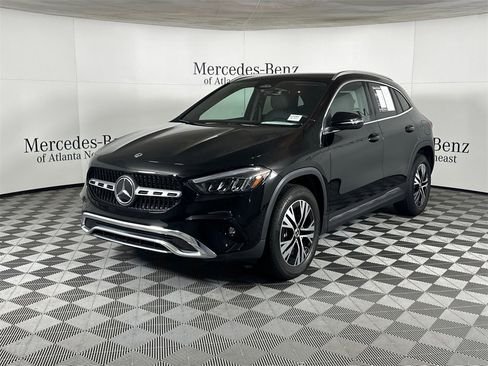 صورة السيارة