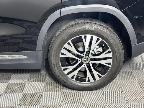 صورة السيارة