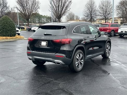 صورة السيارة