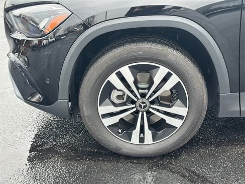 صورة السيارة