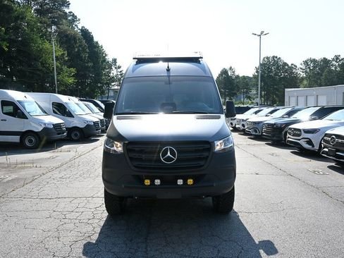 صورة السيارة