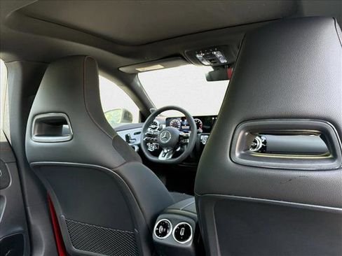 صورة السيارة