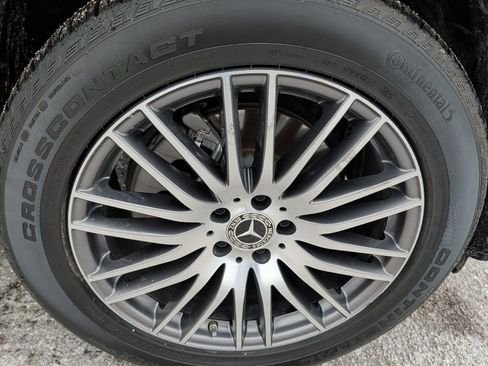 صورة السيارة