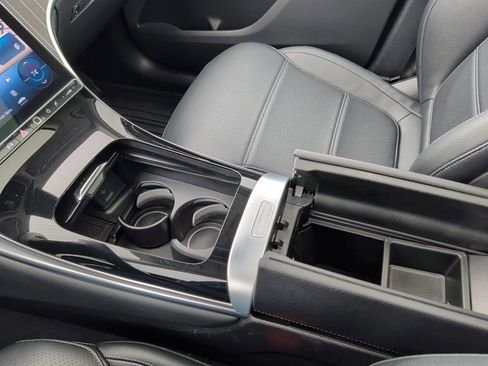 صورة السيارة