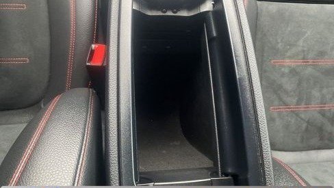 صورة السيارة