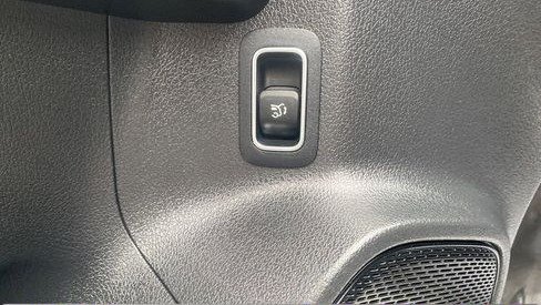 صورة السيارة