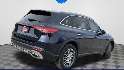 صورة السيارة