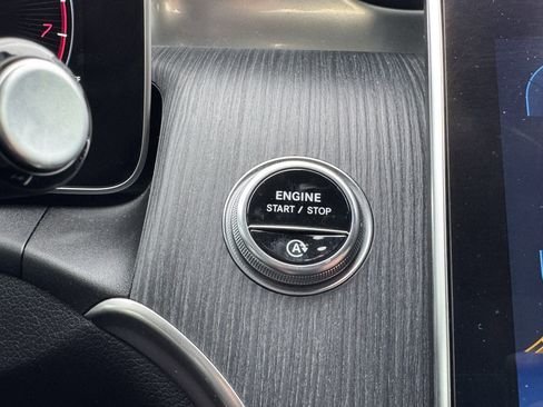 صورة السيارة