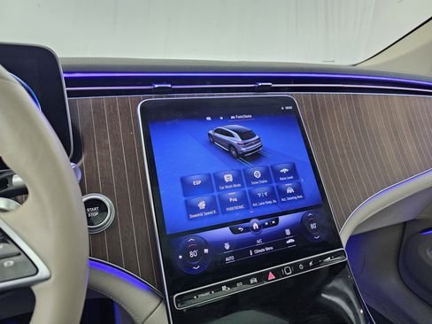 صورة السيارة