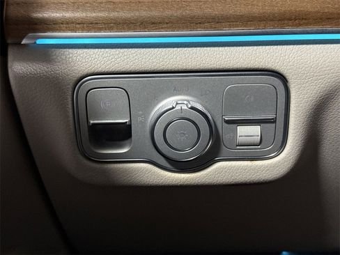 صورة السيارة