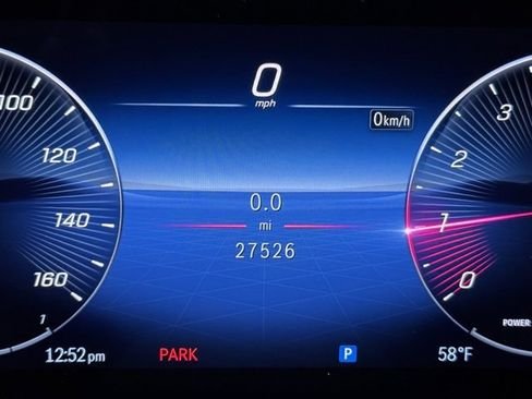 صورة السيارة