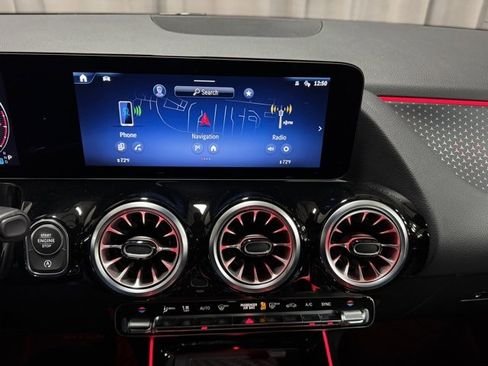 صورة السيارة