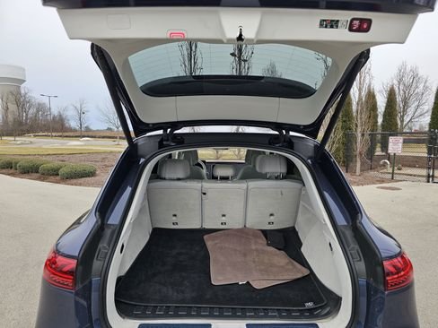 صورة السيارة