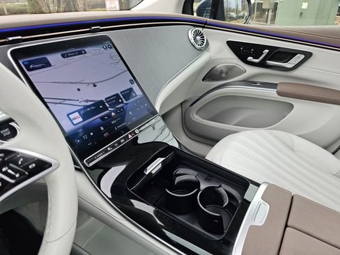 صورة السيارة