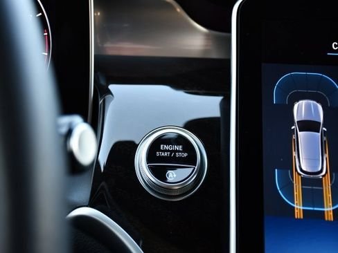 صورة السيارة