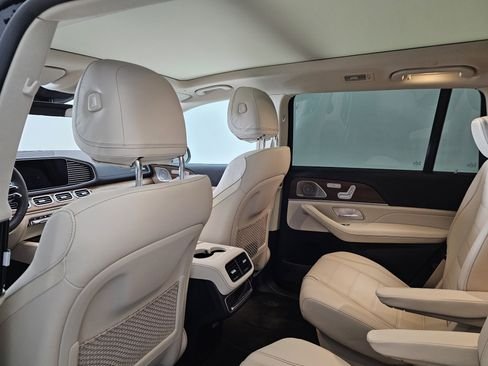 صورة السيارة