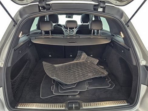 صورة السيارة