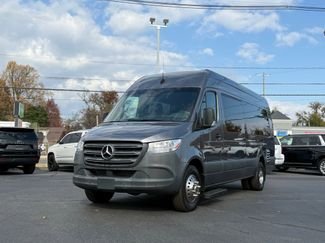 صورة السيارة