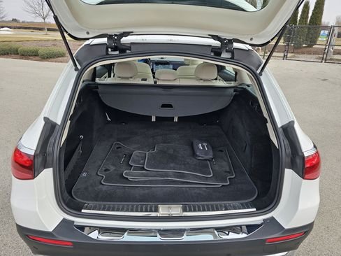 صورة السيارة