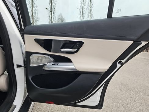 صورة السيارة