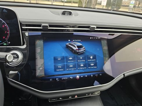 صورة السيارة