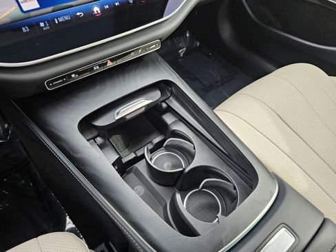 صورة السيارة