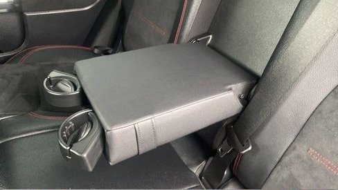 صورة السيارة