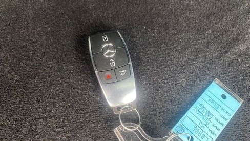 صورة السيارة