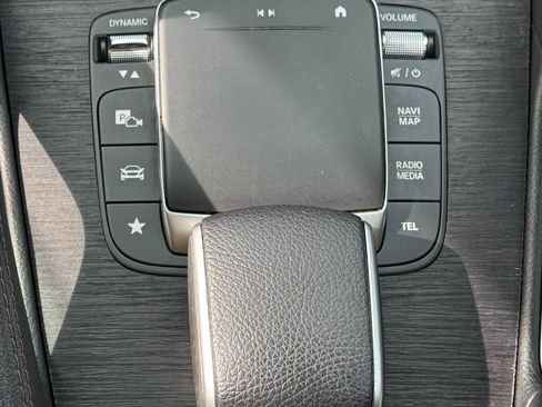 صورة السيارة