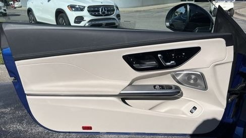 صورة السيارة