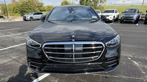 صورة السيارة