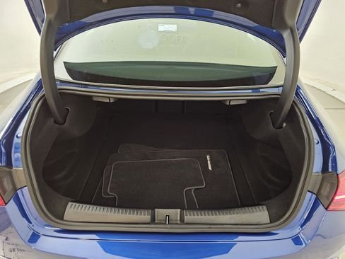 صورة السيارة