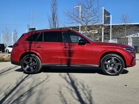 صورة السيارة