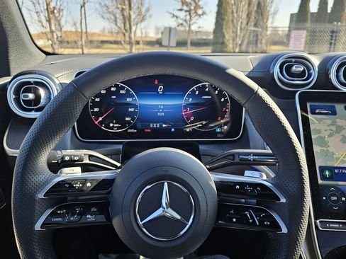 صورة السيارة