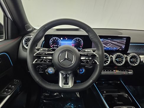 صورة السيارة