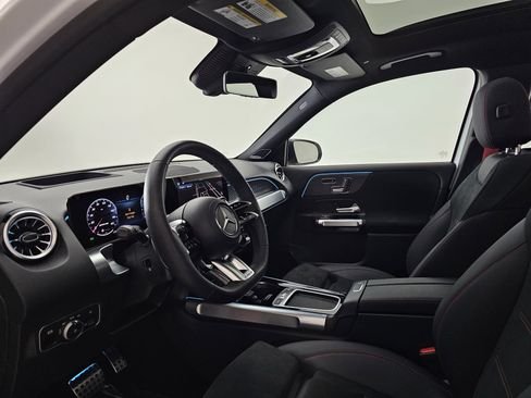 صورة السيارة