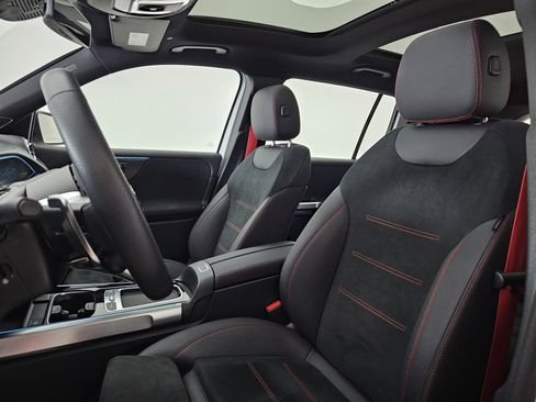 صورة السيارة