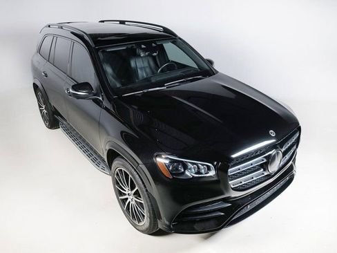 صورة السيارة