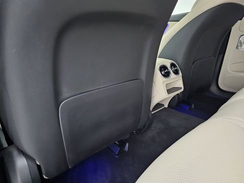 صورة السيارة